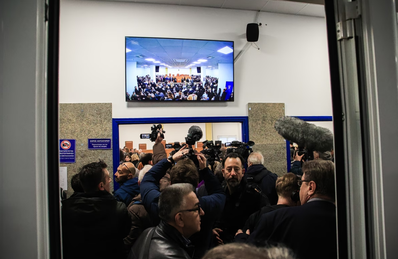 Δίκη για τα Τέμπη: Τα δύο «όχι» και το ένα «ναι» της εισαγγελέως – Συνεδριάσεις έως τα τέλη Ιουλίου