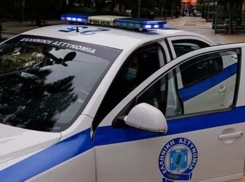 Σπείρα αφαιρούσε αλυσίδες λαιμού από ηλικιωμένους σε Γλυφάδα και Ηλιούπολη – Επεισοδιακή η σύλληψη των τριών μελών