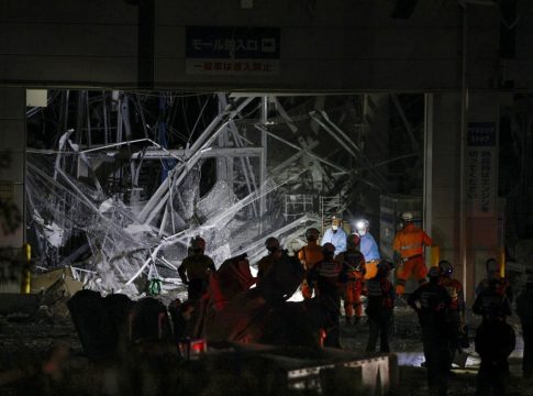 Ιαπωνία: Η στιγμή της έκρηξης στο εμπορικό κέντρο – Ομάδες διάσωσης ψάχνουν στα ερείπια για αγνοούμενους