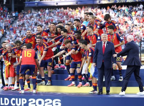 Το «you’re a champ» του Τραμπ, το «photobomb» και η στιγμή με Μέσι και Ρομέρο