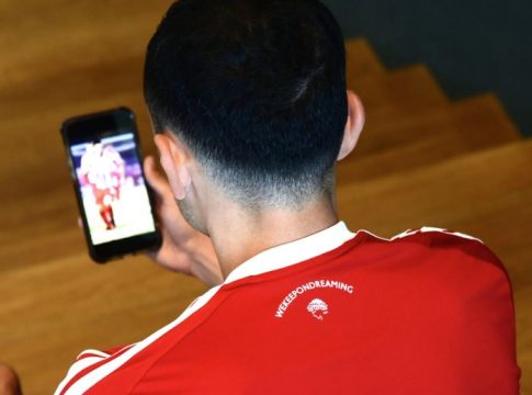 «Guess who’s back»: Προανήγγειλε Σάλιακα ο Ολυμπιακός (pic)