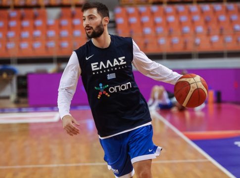 Γκίκας: «Η γενιά μας έζησε μιζέρια και Covid, αλλά το ελληνικό μπάσκετ πηγαίνει μπροστά