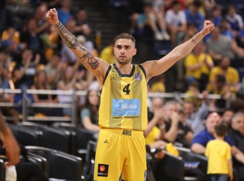 Προφορική συμφωνία Παναθηναϊκού-Άρη Betsson για Τολιόπουλο