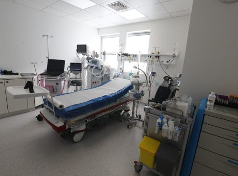 Συναγερμός στο νοσοκομείο Καστοριάς για συρροή κρουσμάτων σαλμονέλας