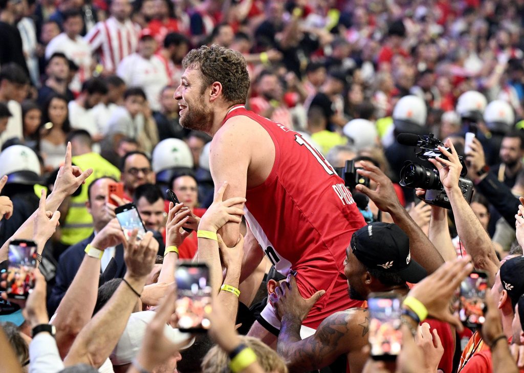 Η Euroleague δημοσίευσε βίντεο με τα highlights του MVP Βεζένκοφ από την περυσινή σεζόν (vid)