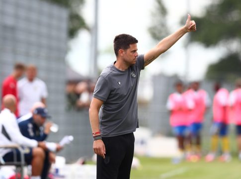 Λίσι: «Χρειαζόμαστε μεταγραφές για τον πρώτο προκριματικό – Πάρα πολύ σημαντικός για εμάς ο Κωνσταντέλιας»