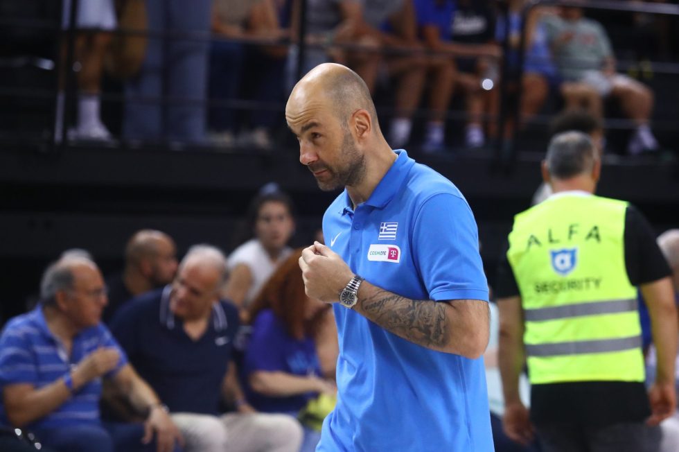 Έξαλλος ο Σπανούλης μετά το νέο κάζο της Εθνικής: «Πρέπει ο καθένας να σκεφτεί τι πρεσβεύουμε, σε ποια ομάδα παίζουμε» (vid)