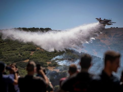 Σαράντα αγροτοδασικές πυρκαγιές σε ένα 24ωρο – Μάχη σε πέντε μέτωπα για τους πυροσβέστες