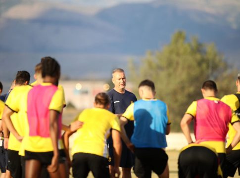 Ανεβάζει ρυθμούς ο Άρης (pics)