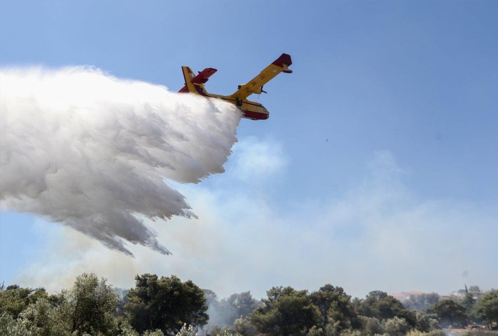 Η Γαλλία ζητά την ενεργοποίηση του μηχανισμού πολιτικής προστασίας της ΕΕ για τις πυρκαγιές