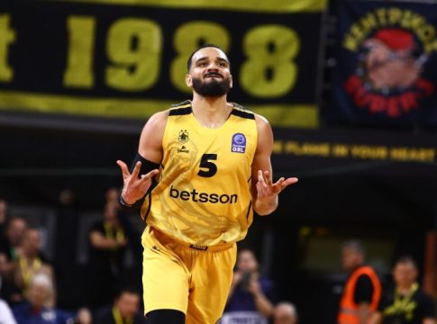 Ολυμπιακός: Ποιος είναι ο παίκτης-έκπληξη που προτάθηκε για τη θέση «4» (vids)
