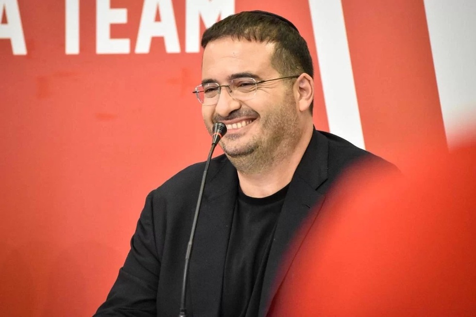 Γιανάι: «Ο Τομέρ Γκινάτ θα αποσυρθεί με τη φανέλα της Χάποελ ως πρωταθλητής Ευρώπης» (pic)