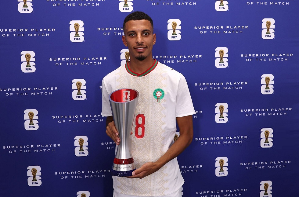 Αποθέωση για τον MVP, Ουναΐ: Τον σήκωσαν στα χέρια οι συμπαίκτες του (vids)