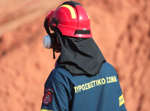 Καιρός: Σε συνθήκες τύπου Hot-Dry-Windy σχεδόν όλη η χώρα – Το εκρηκτικό κοκτέιλ «διψασμένου» αέρα και ισχυρών ανέμων