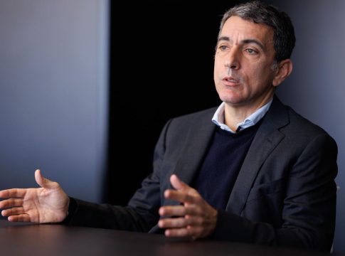 Ο Καρντόσο έπιασε δουλειά στο Ρέντη…