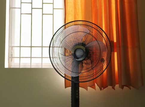 Έσπασε το φράγμα των 41 °C η μέγιστη θερμοκρασία – «Καμίνι» η χώρα για ακόμα 48 ώρες