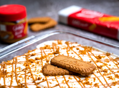 «Αν μπορούσα, θα κάπνιζα τα Biscoff» – Πώς ένα μικρό, βελγικό μπισκότο έγινε φαινόμενο στα κοινωνικά δίκτυα