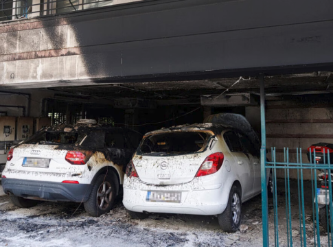 Θεσσαλονίκη: 30άρηδες οι δράστες των τριών εμπρηστικών επιθέσεων με γκαζάκια – Πού στρέφονται οι έρευνες των Αρχών
