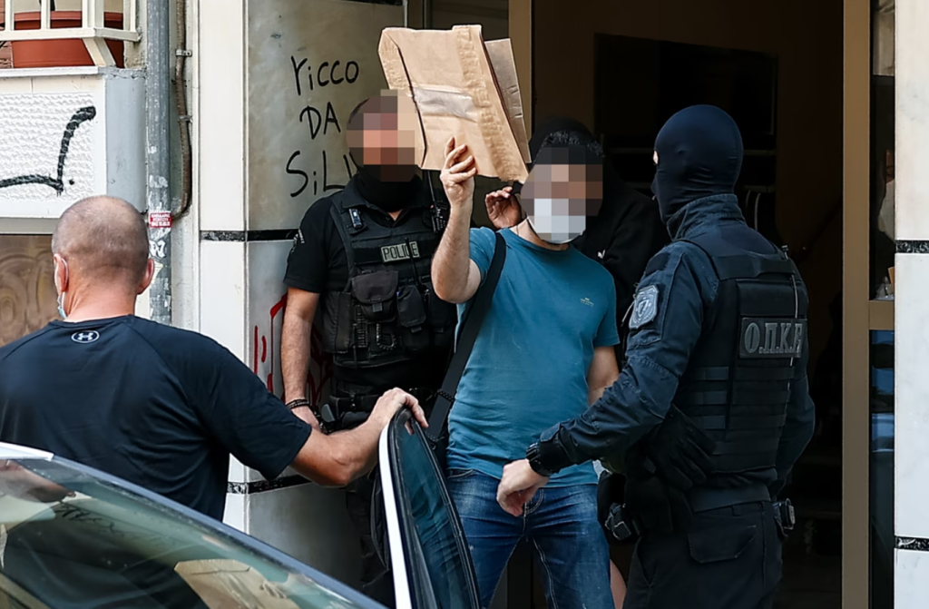 Θεσσαλονίκη: Αρνείται τα πάντα ο ιδιοκτήτης του ορμητηρίου των εμπρηστικών επιθέσεων – «Δεν τους γνωρίζω»