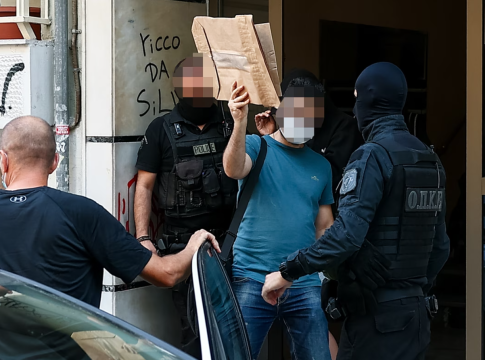 Θεσσαλονίκη: Αρνείται τα πάντα ο ιδιοκτήτης του ορμητηρίου των εμπρηστικών επιθέσεων – «Δεν τους γνωρίζω»