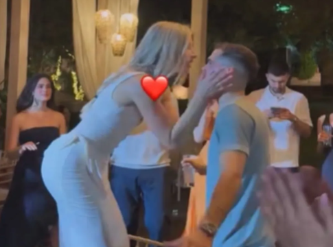 Τολιόπουλος και Χατζηπαρασίδου χόρεψαν «πότε Βούδας, πότε Κούδας» στη βάφτιση του γιου τους (vid)