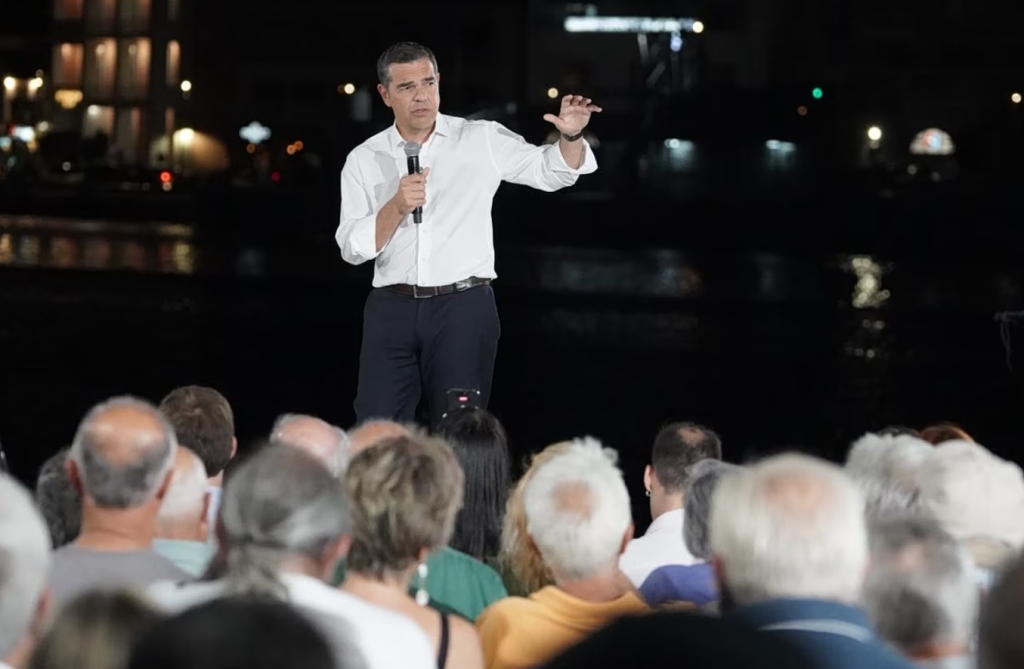 Τσίπρας: «Επτά χρόνια ακρίβεια, διαφθορά, κρίση θεσμών – Άνθρωποι στον πυρήνα του Μαξίμου μιλάνε με γλώσσα μαφιόζων – Θα φέρουμε τη μεγάλη αλλαγή»