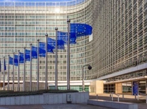 Ευρωπαϊκό Δικαστήριο: Υπό εξέταση οι περιορισμοί στην αγορά των μάνατζερ