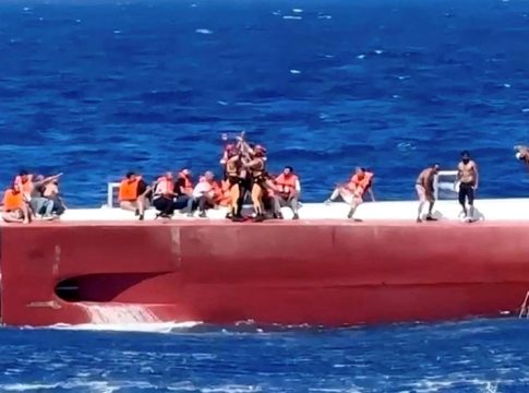 Κερύνεια: Νέο συγκλονιστικό βίντεο από τη βύθιση του καταμαράν – Η μαύρη λίστα του ναυαγίου