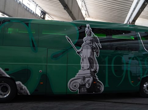 Αυτό είναι το νέο πούλμαν του Παναθηναϊκού – Πόσο κόστισε και οι ανέσεις που προσφέρει (pics)