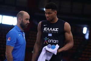 Οριστικά χωρίς Γιάννη η Εθνική στα παράθυρα, μέσα Ντόρσεϊ και Καλάθης – Τι ανέφερε η ΕΟΚ για τον «Greek Freak»