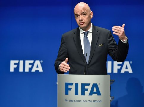 «Κεραυνοί» της UEFA κατά του Ινφαντίνο: «Χάσαμε την εμπιστοσύνη μας»