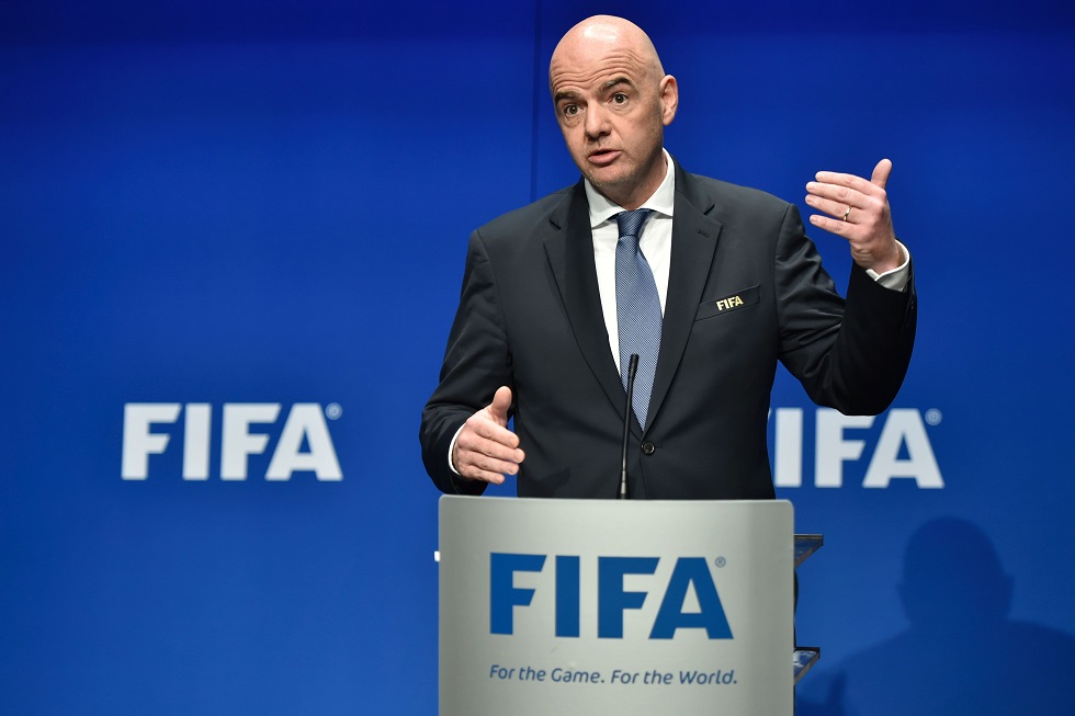 «Κεραυνοί» της UEFA κατά του Ινφαντίνο: «Χάσαμε την εμπιστοσύνη μας»