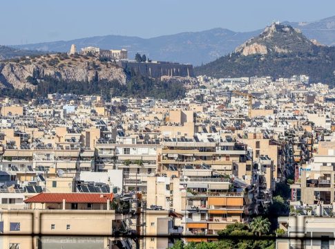 Το κατά ΔΝΤ «ελληνικό στεγαστικό παράδοξο»: Σπίτια υπάρχουν, αλλά είναι απλησίαστα για το μέσο νοικοκυριό