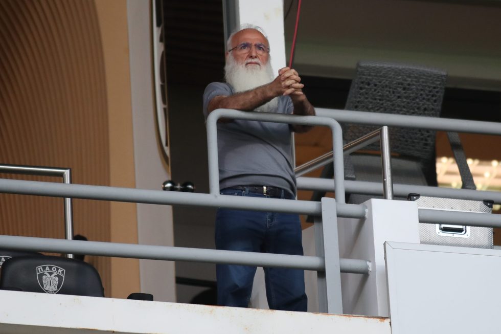 ΠΑΟΚ: Στην Τούμπα ο Ιβάν Σαββίδης, μίλησε σε παίκτες και προπονητή
