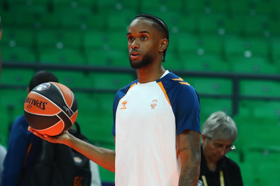 «Λιώνει» στην προπόνηση ο Γιαν Μοντέρο (vid)