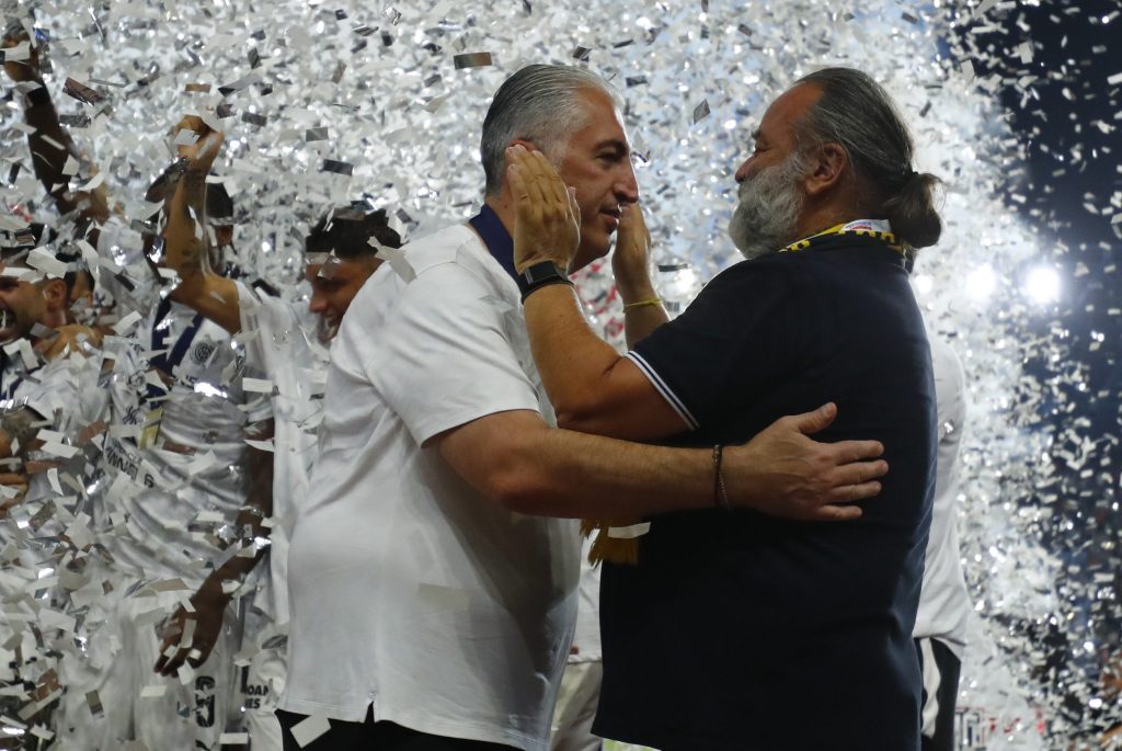 Μπούσης: «Δώσαμε ένα όνειρο σε όλες τις ομάδες – Συγχαρητήρια στον Ηλιόπουλο»
