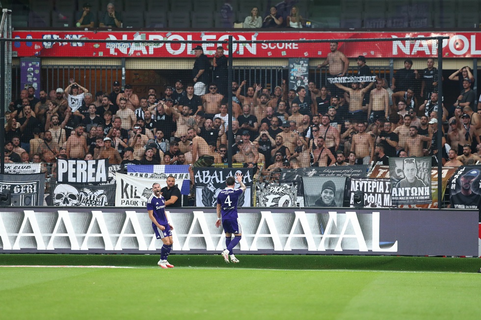 Άντερλεχτ – ΠΑΟΚ: Το 1-0 των Βέλγων και ο πανηγυρισμός του Μπιανκόν μπροστά στους οπαδούς του δικεφάλου! (vid)
