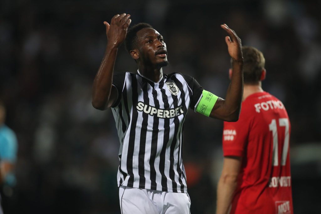 Κόρνερ ο Λουσέ, κεφαλιά του Μπάμπα και 1-1 ο ΠΑΟΚ (vid)