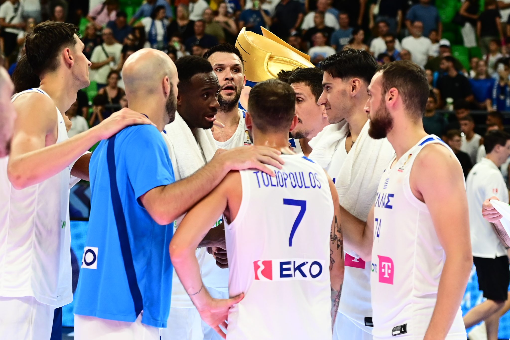 «Χαμός» για τα εισιτήρια του Ελλάδα – Ισπανία – Έφυγαν πάνω από 9.000 τις πρώτες ώρες