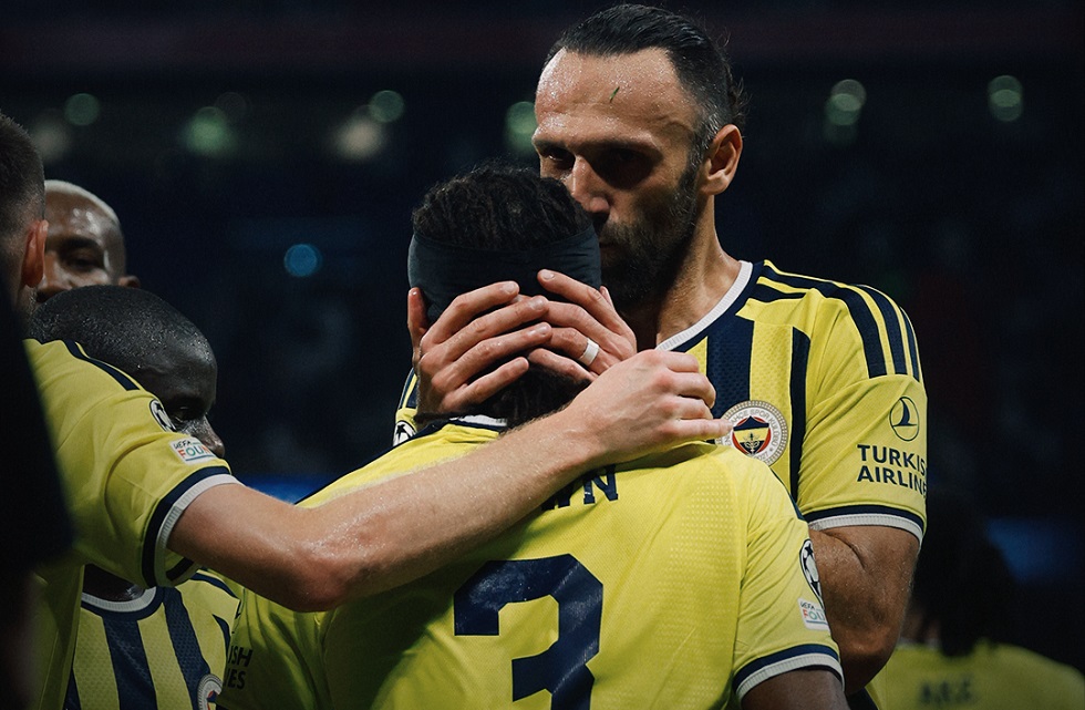 Ιστορική πρόκριση για την Βίκινγκ (3-1), στη League Phase με διπλό η Φενερμπαχτσέ (2-1)