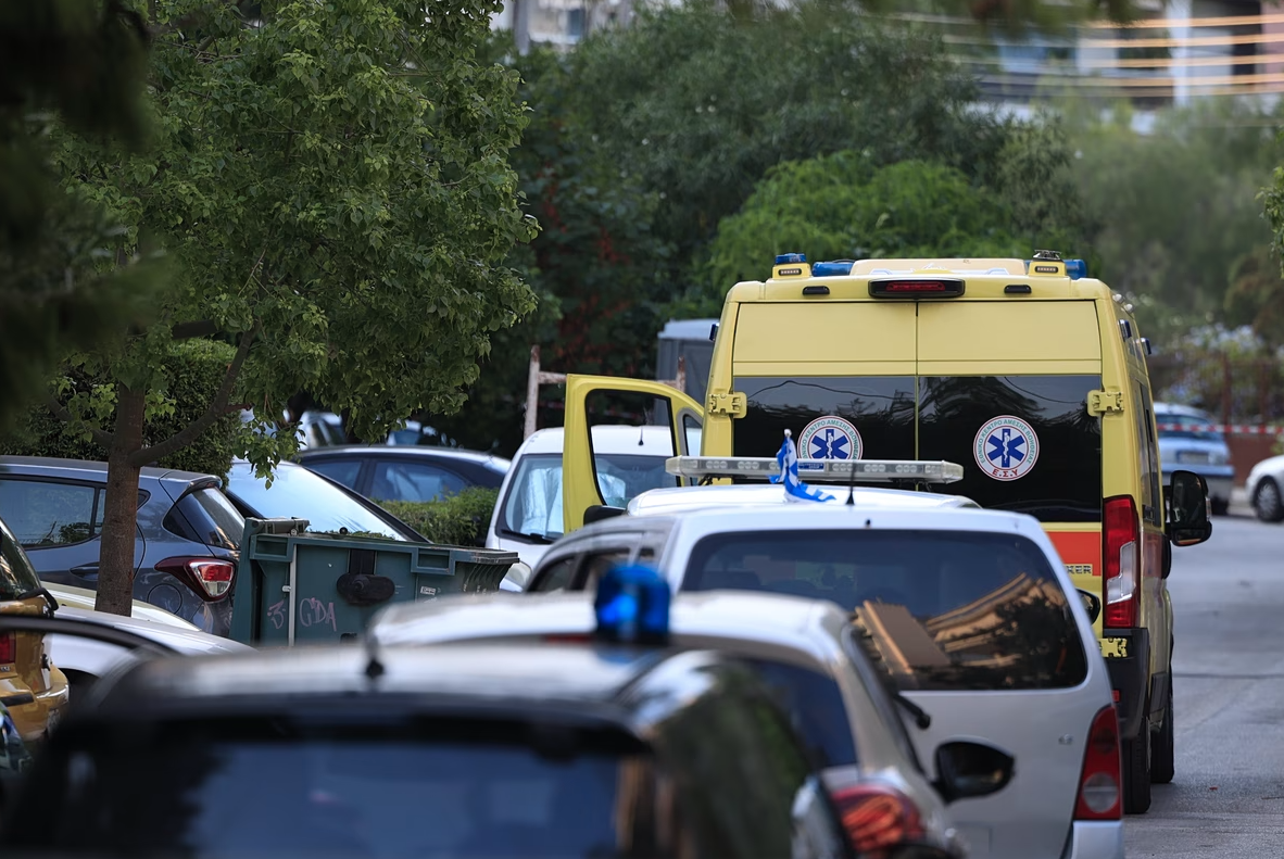 Γυναικοκτονία στη Νέα Σμύρνη: Την ανάγκασε να γονατίσει και τη σκότωσε – Στο μικροσκόπιο κάμερες ασφαλείας και κινητά