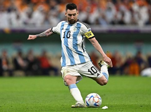 «Βόμβα» από το Foot Mercato: «Ο Μέσι σταματά επ’ αόριστον την καριέρα του»