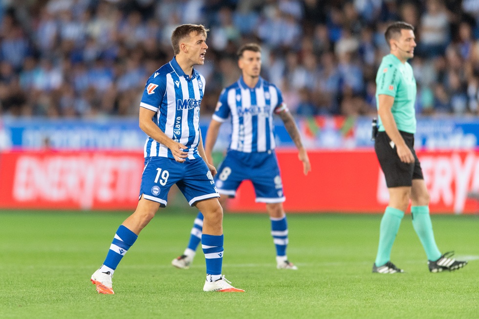 La Liga: Δεύτερη νίκη και μόνη πρώτη η Αλαβές (1-0) – Με χατ-τρικ του Ζαμπίρι η Σανταντέρ (3-2)