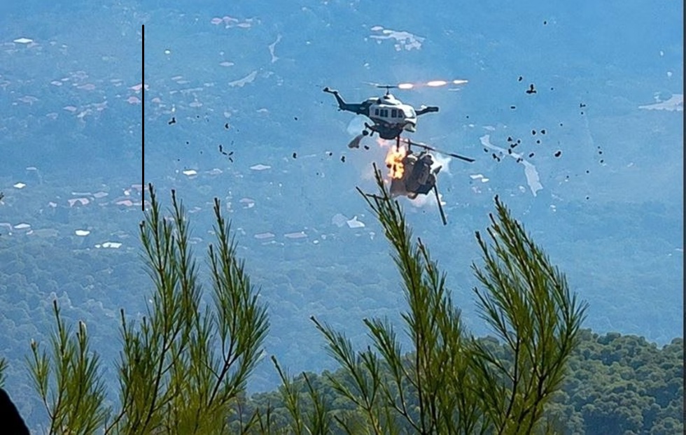 Ξεσπά ο πατέρας του Έλληνα συντονιστή του ελικοπτέρου που έπεσε στην Ψάθα