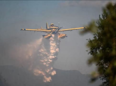 Φωτιά στο Ξηρολίβαδο Βέροιας – Σηκώθηκαν τρία εναέρια