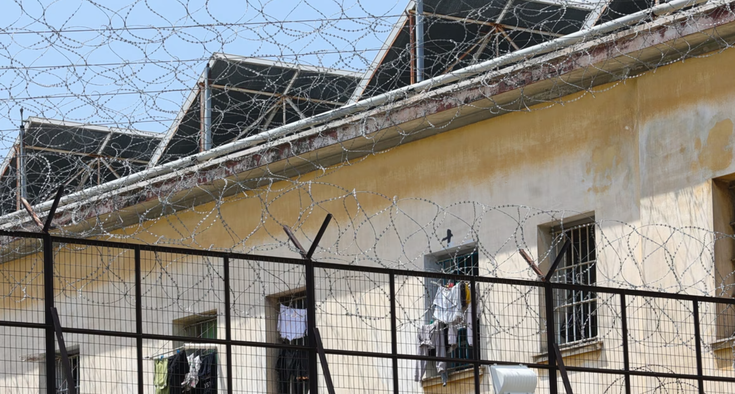 Θεσσαλονίκη: Τρεις κρατούμενοι στο νοσοκομείο μετά από φωτιά σε κελί στις Φυλακές Διαβατών