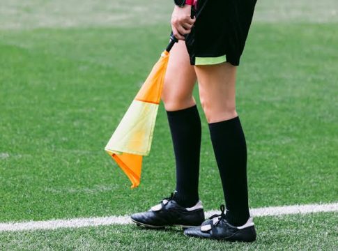 Σκάνδαλο με διεθνή βοηθό διαιτητή: Γιατί τέθηκε σε διαθεσιμότητα