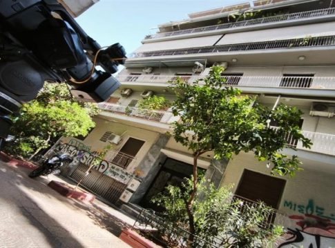 Κυψέλη: Εξετάζεται εγκληματική ενέργεια – Σημάδια στην πλάτη στο βρέφος, αφροδίσια νοσήματα στα δύο ανήλικα παιδιά