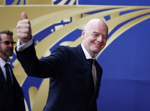 Τελεσίγραφο της UEFA σε Ινφαντίνο: «Εμμένουμε στην απόφαση για απουσία από τα τουρνουά της FIFA!»