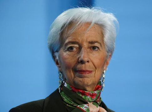 Η Κριστίν Λαγκάρντ «έτοιμη» να αναλάβει το Παγκόσμιο Οικονομικό Φόρουμ – Η θητεία της στην ΕΚΤ λήγει το 2027